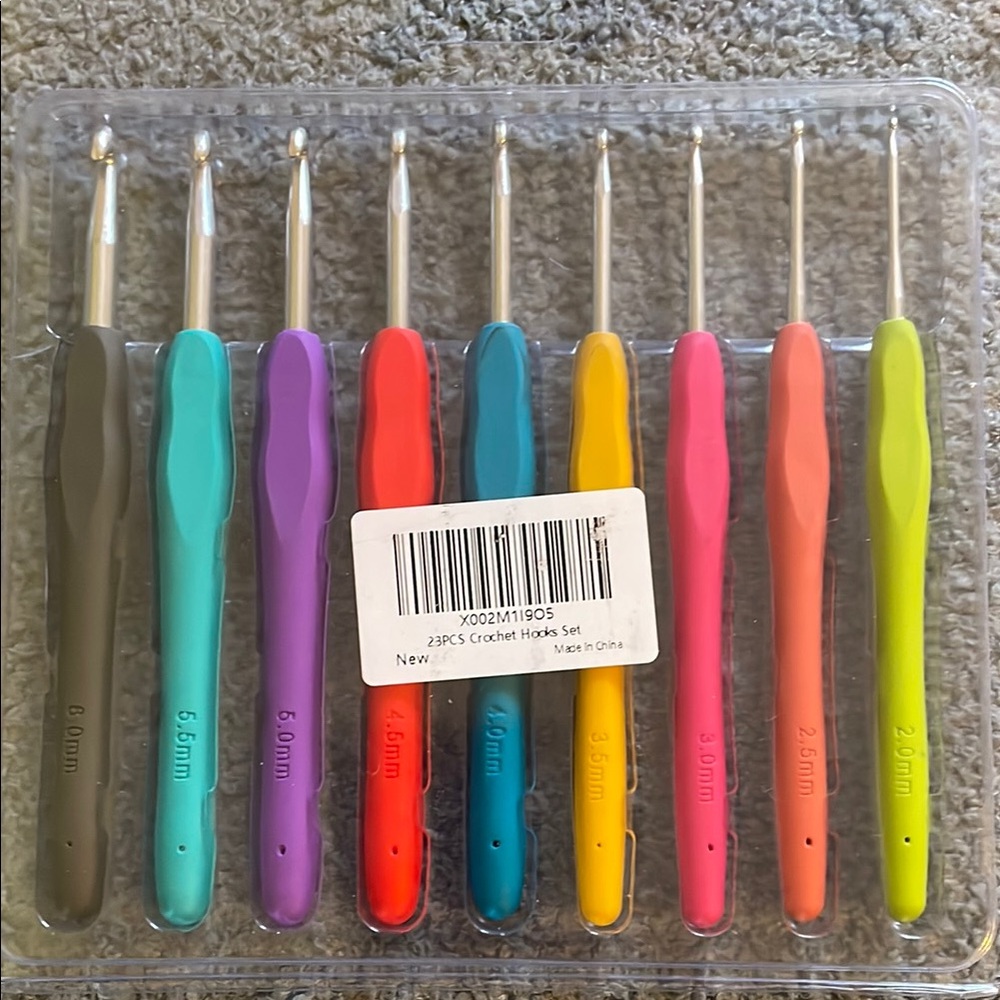 Colorful Crochet Hooks Set